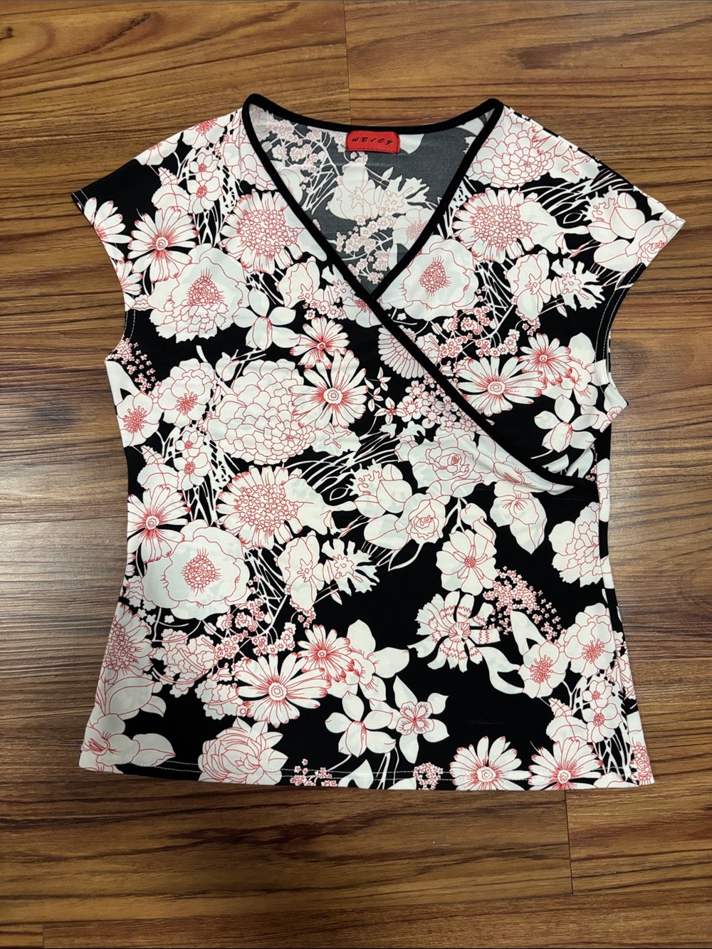 Vintage Deicy Floral Women’s Top